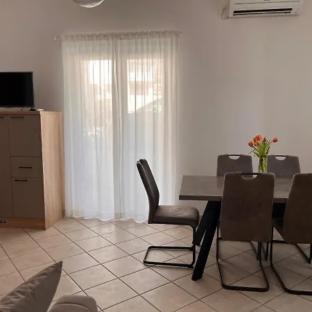 Oleander Apartment Bol